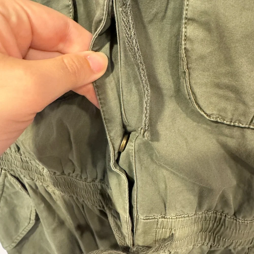 Green khaki Lucky Brand snap front dress - Picture 2 of 4